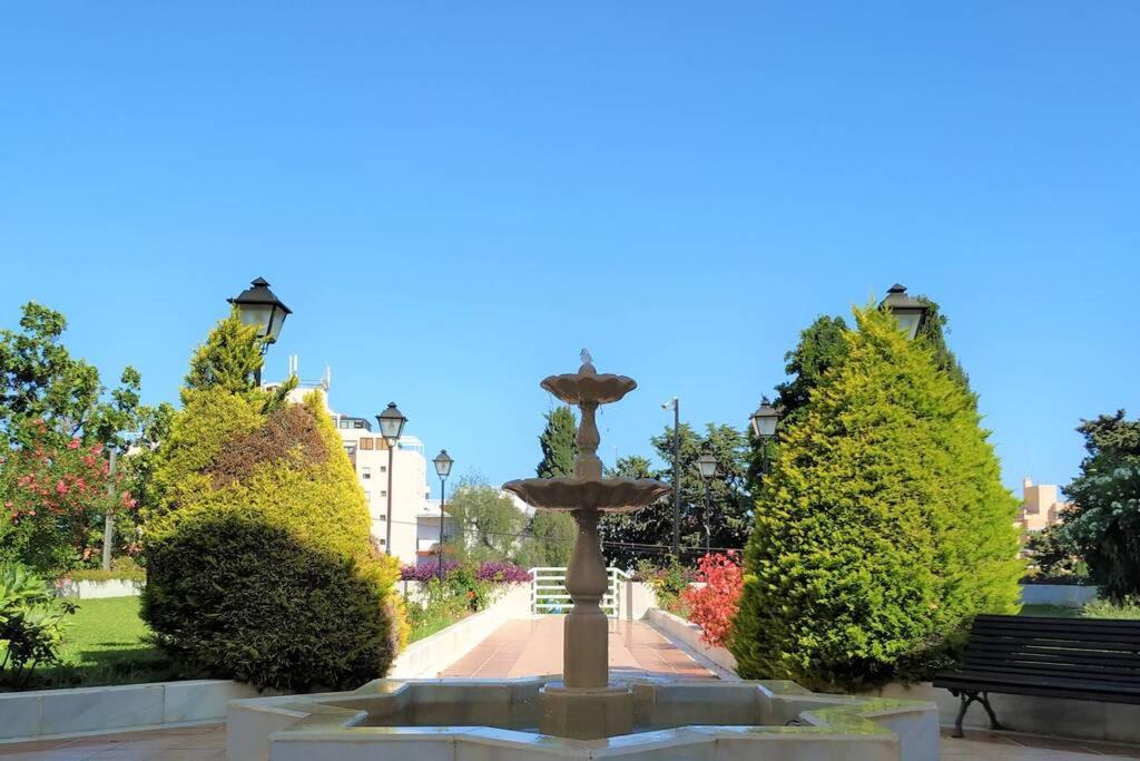 Appartamento Dona Carlota Gardens, Sea Views, Pool, Restaurant Torremolinos Esterno foto